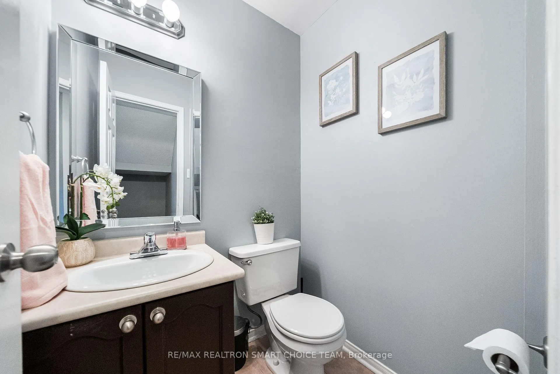 Photo 26 of Unit 48, 100 Brickyard Way, Brampton, Brampton North — HOMEH