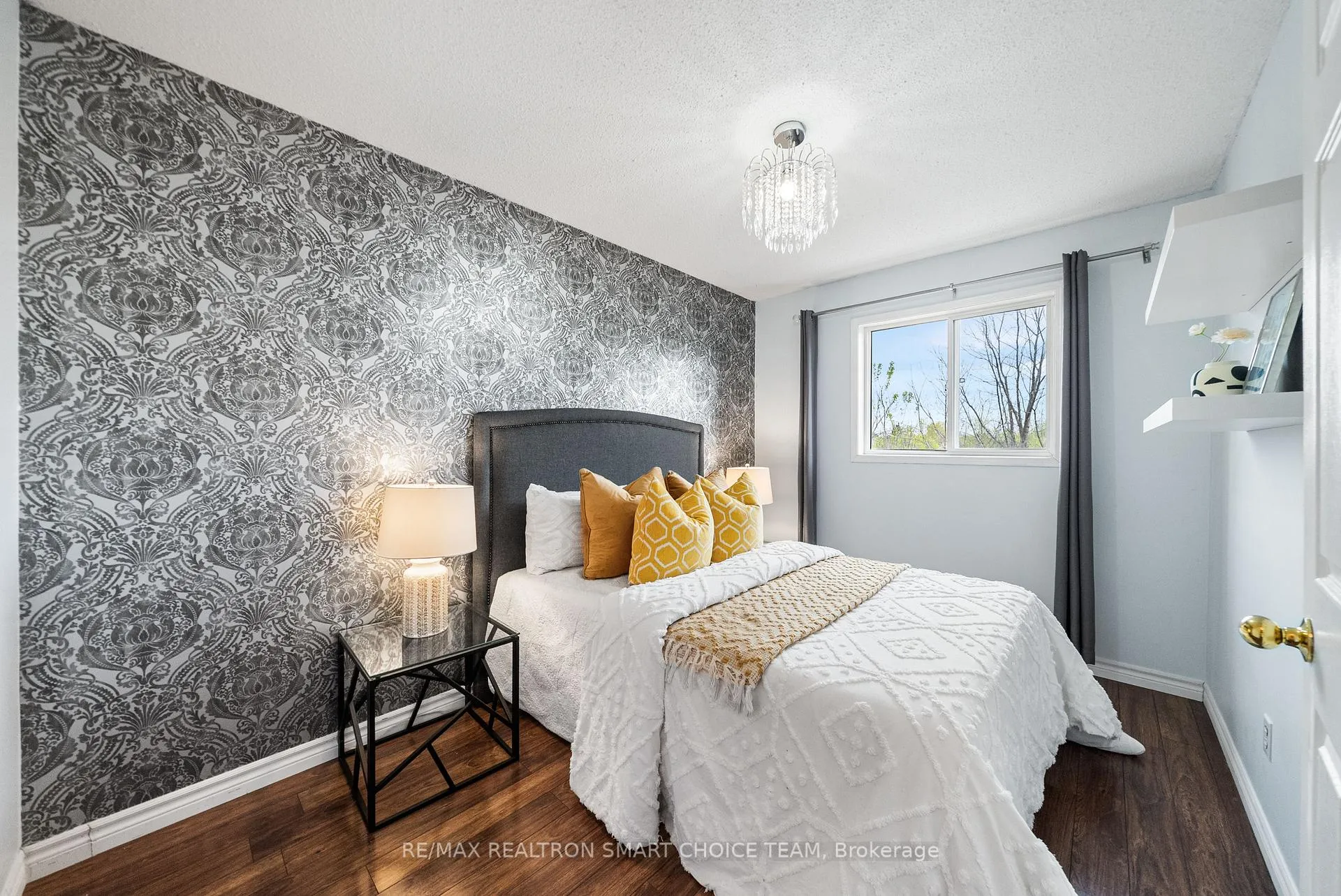 Photo 33 of Unit 48, 100 Brickyard Way, Brampton, Brampton North — HOMEH