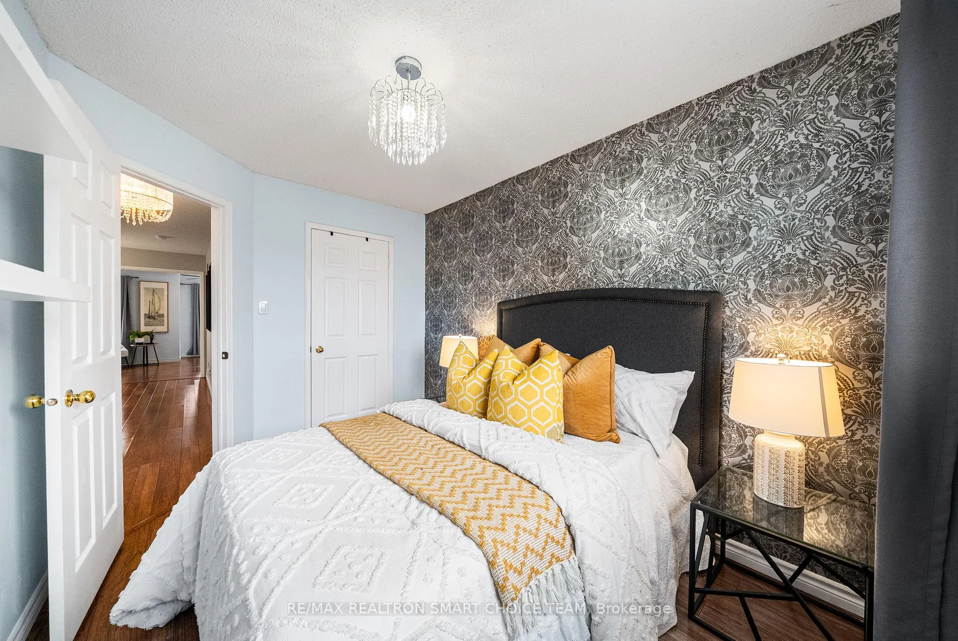 Photo 34 of Unit 48, 100 Brickyard Way, Brampton, Brampton North — HOMEH