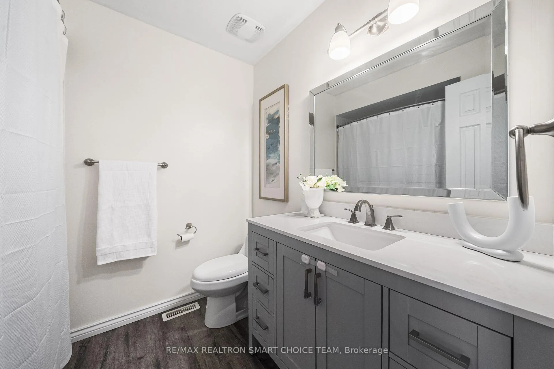 Photo 36 of Unit 48, 100 Brickyard Way, Brampton, Brampton North — HOMEH