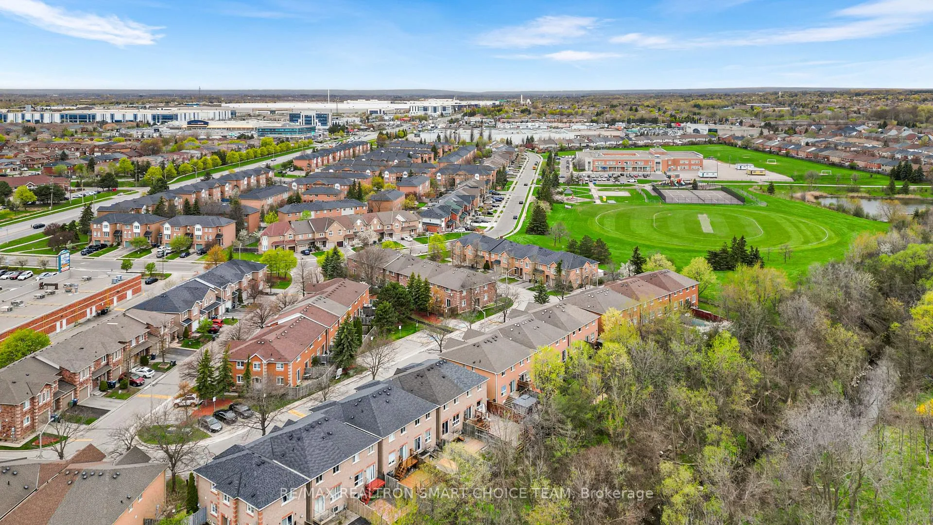 Photo 45 of Unit 48, 100 Brickyard Way, Brampton, Brampton North — HOMEH
