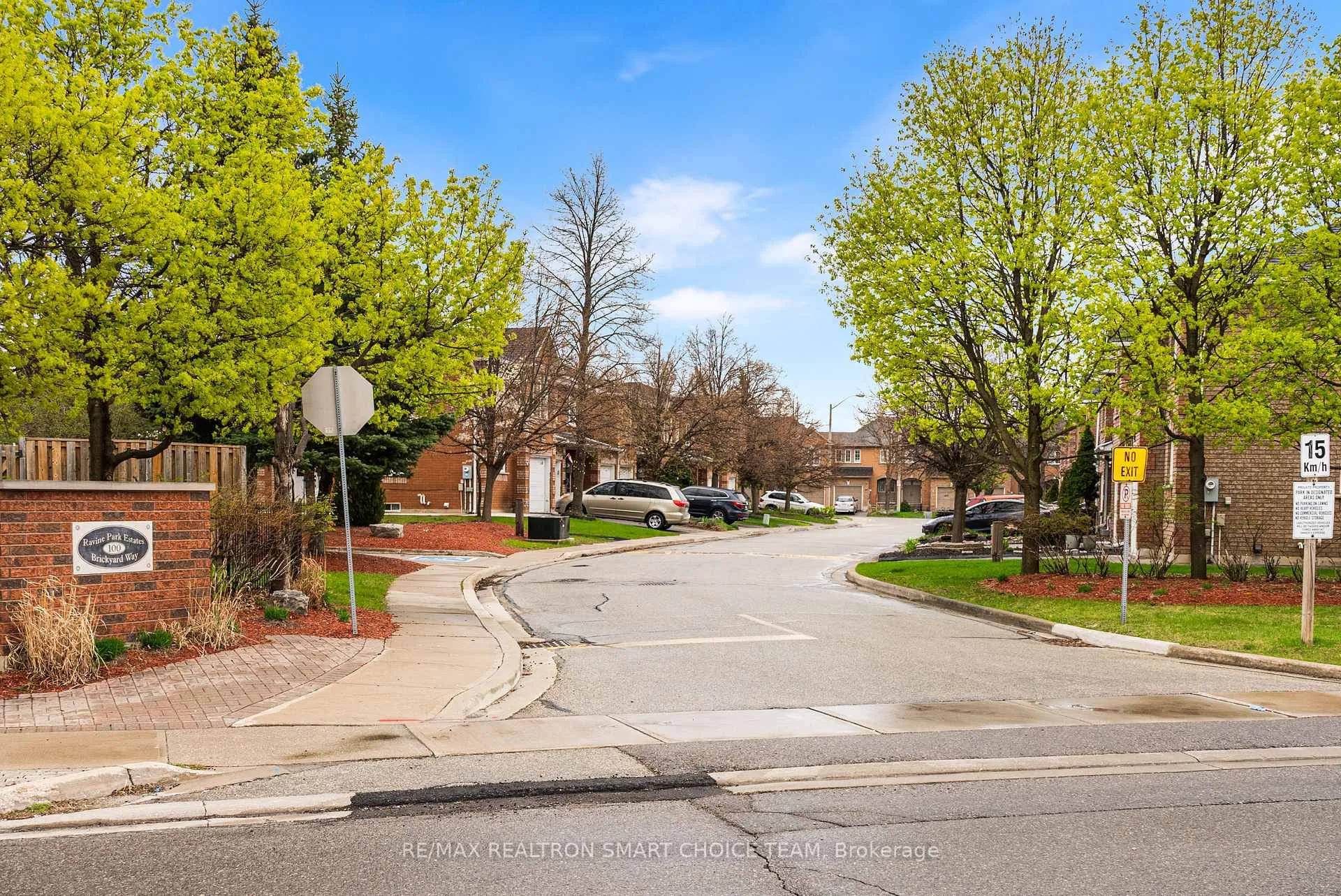 Photo 48 of Unit 48, 100 Brickyard Way, Brampton, Brampton North — HOMEH