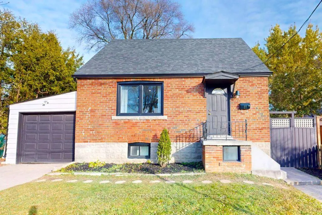 Front of 77 Glenburn Avenue