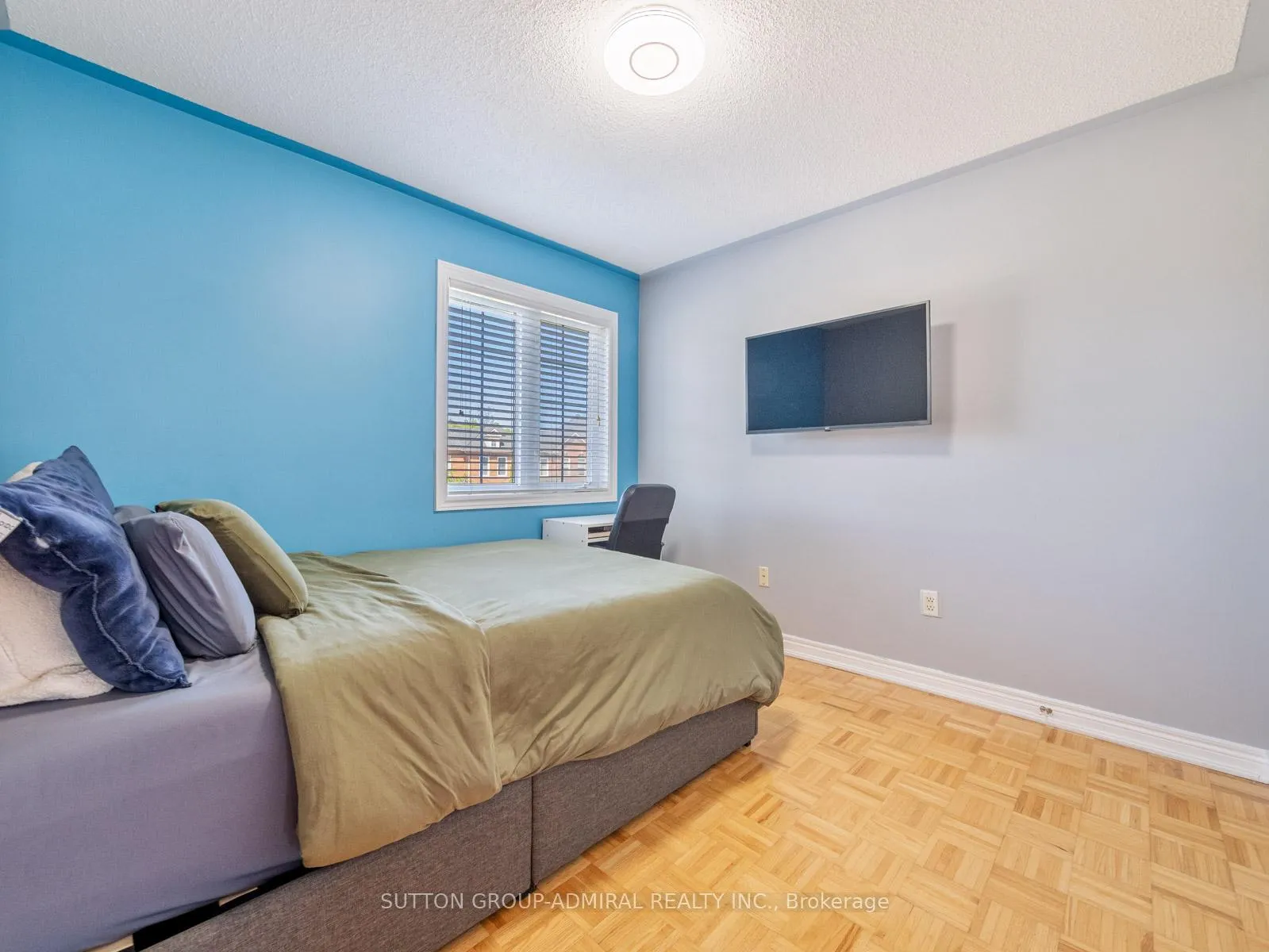 Photo 25 of 49 Loire Valley Avenue, Vaughan, Patterson — HOMEH
