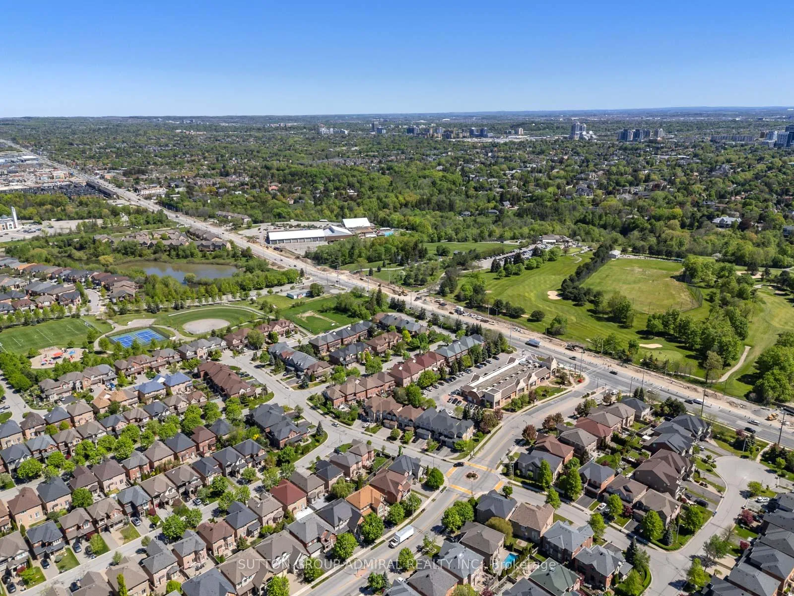 Photo 46 of 49 Loire Valley Avenue, Vaughan, Patterson — HOMEH