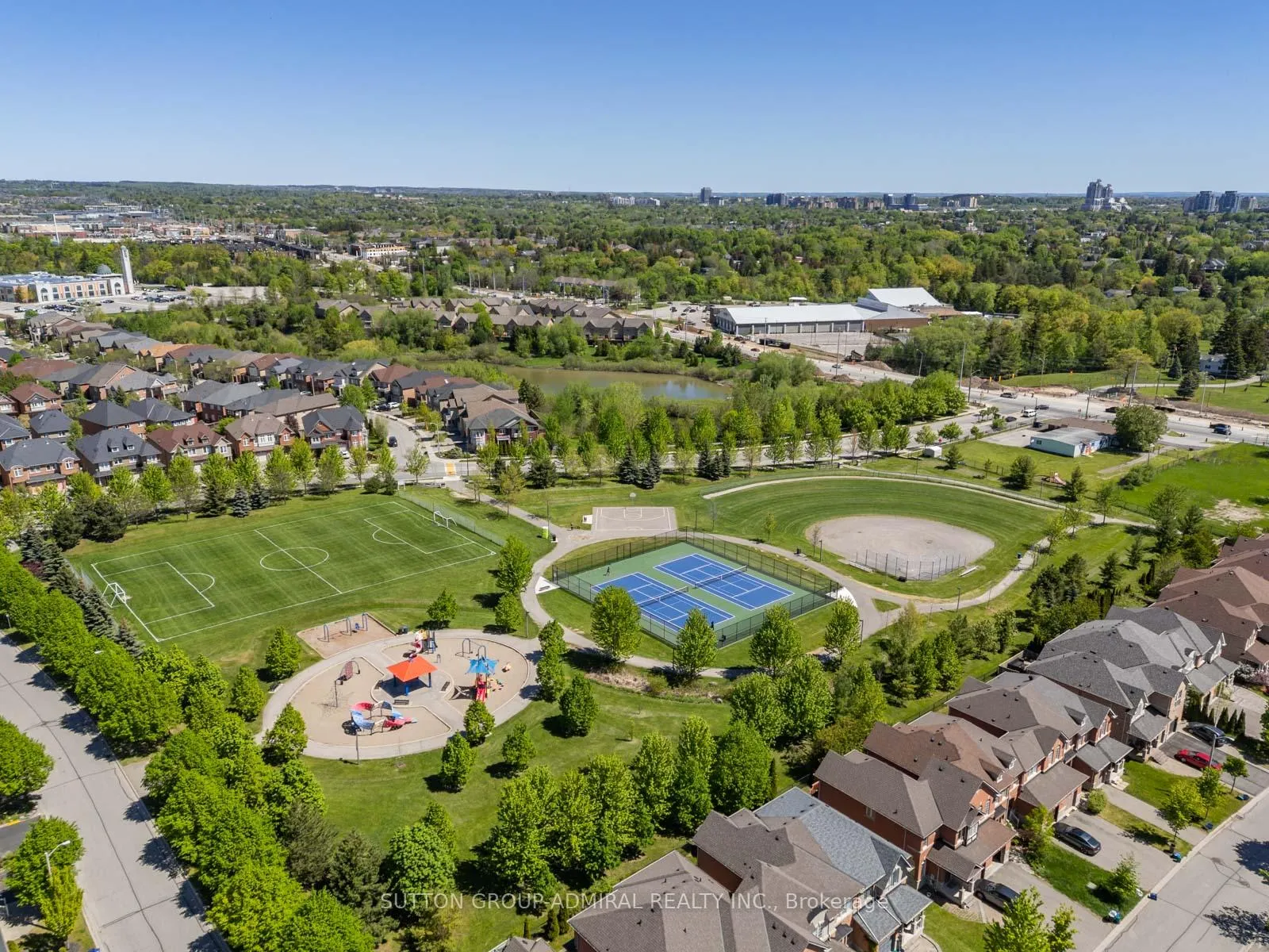 Photo 48 of 49 Loire Valley Avenue, Vaughan, Patterson — HOMEH