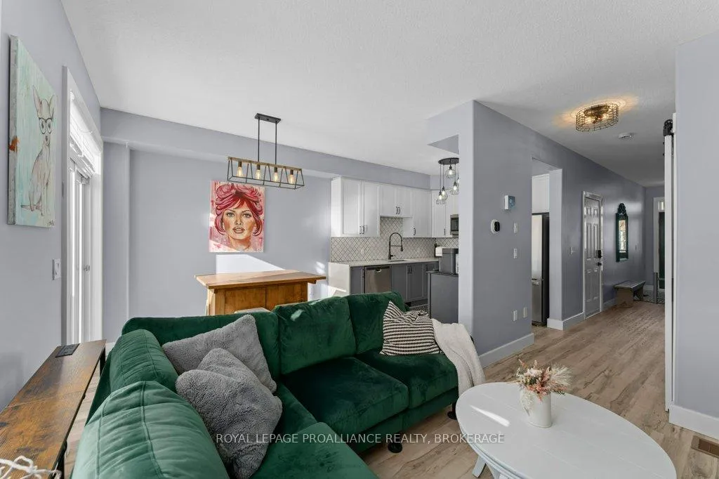 Photo 15 of 798 Newmarket Lane, Kingston, East of Sir John A. Blvd — HOMEH