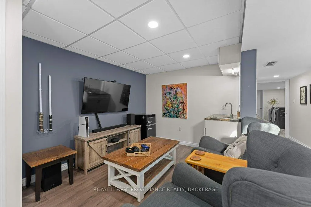 Photo 33 of 798 Newmarket Lane, Kingston, East of Sir John A. Blvd — HOMEH