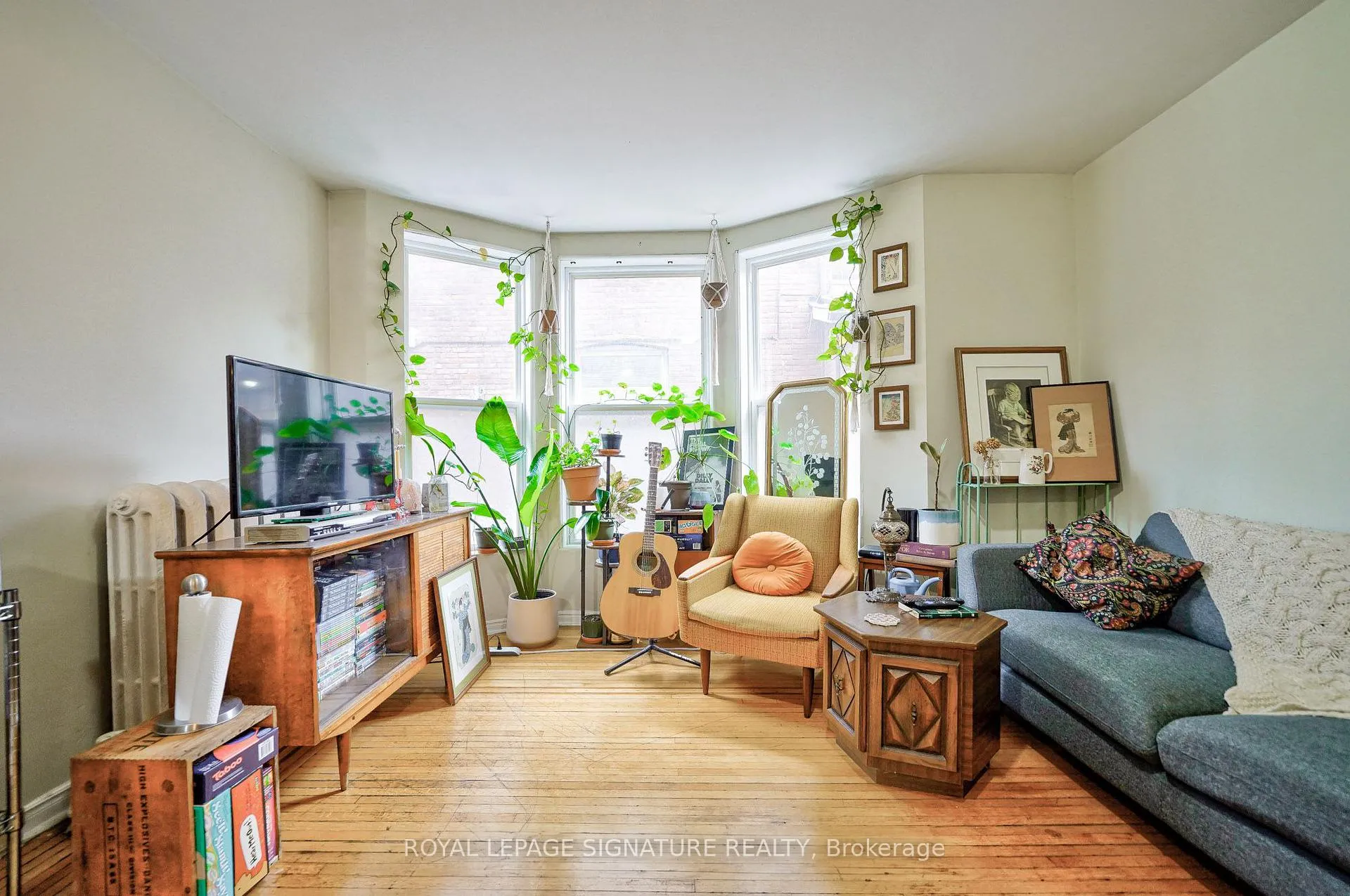 Photo 6 of Unit 101, 557 Markham Street, Toronto, Palmerston-Little Italy — HOMEH