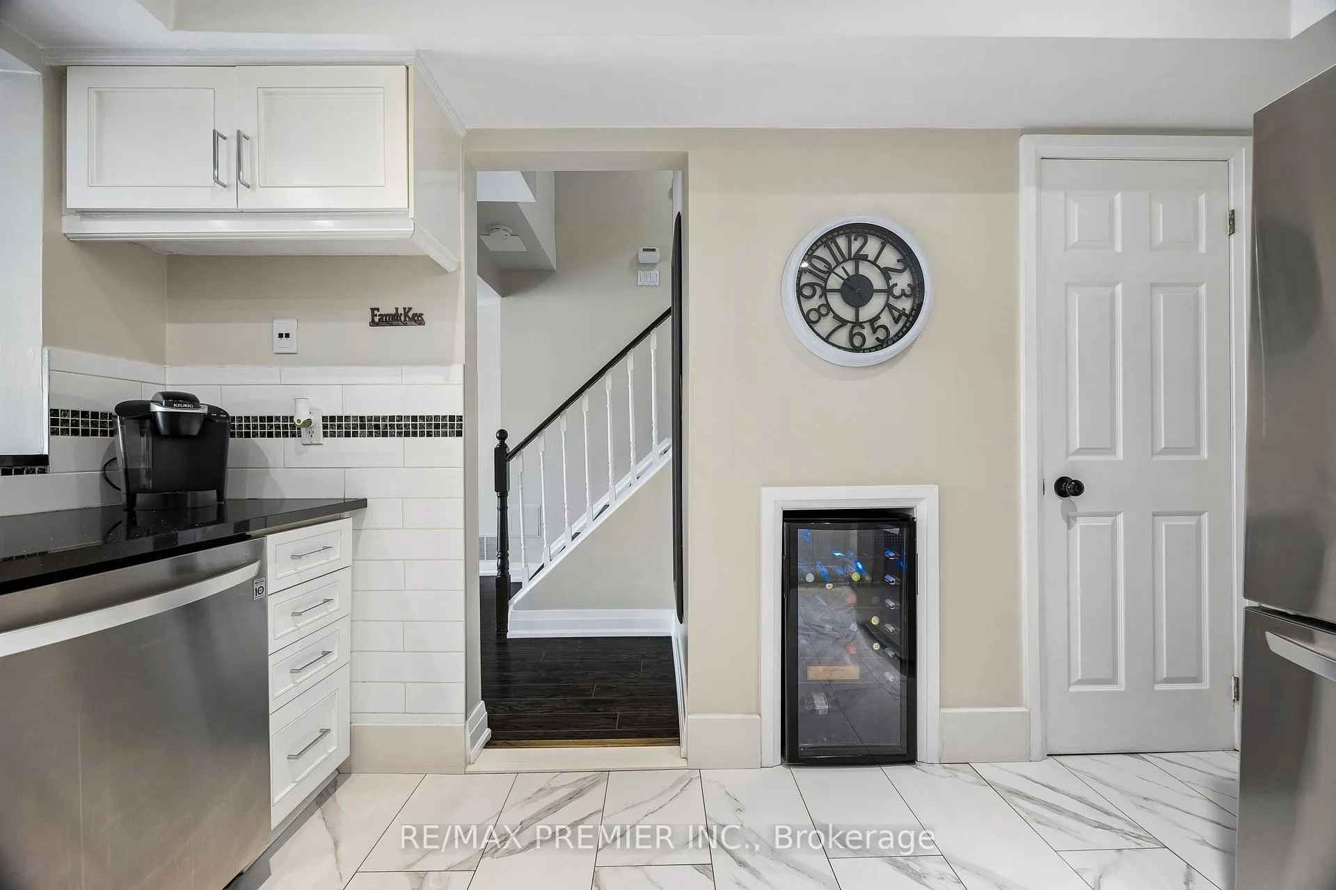 Photo 35 of Unit 8, 100 Arbors Lane, Vaughan, West Woodbridge — HOMEH