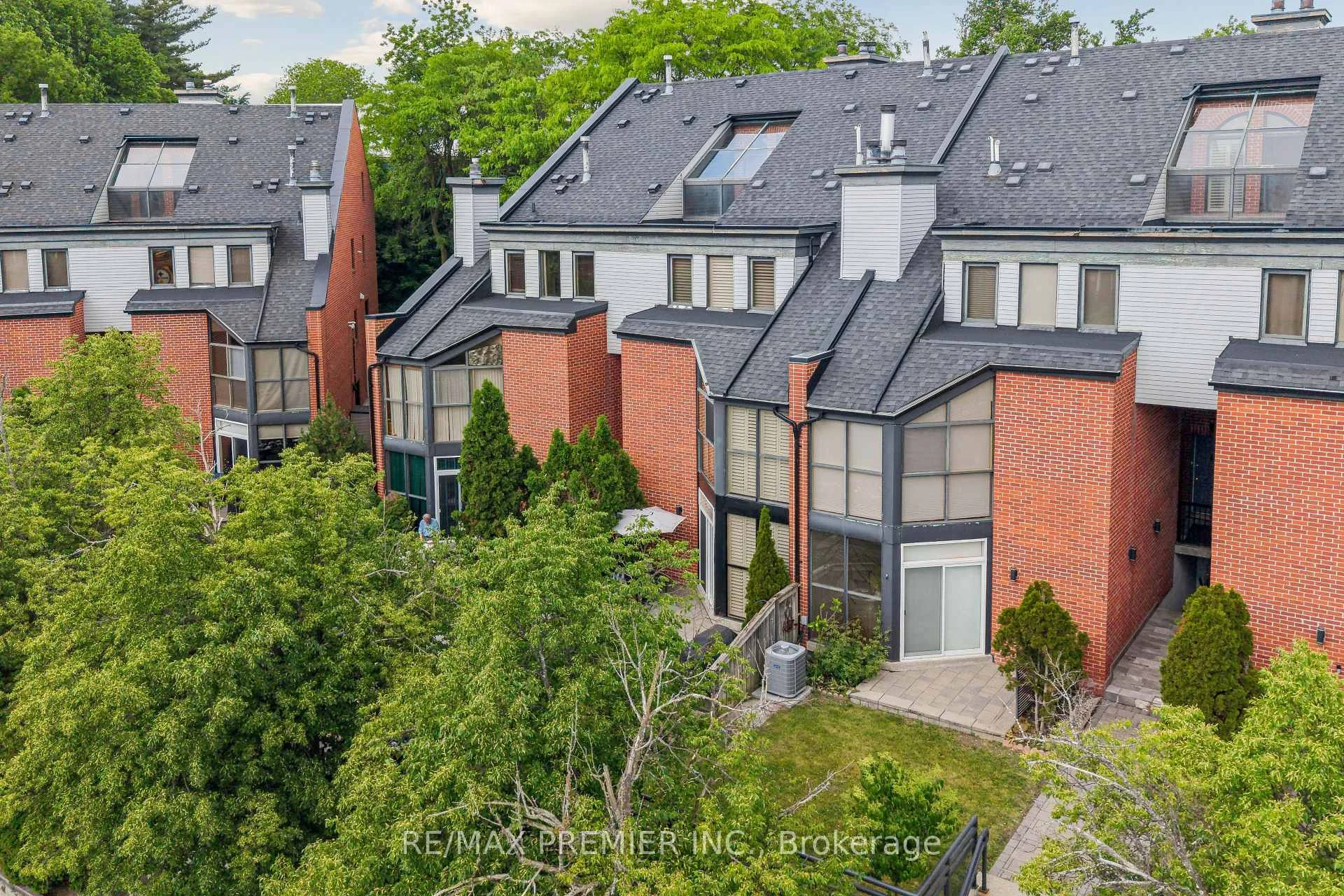 Photo 59 of Unit 8, 100 Arbors Lane, Vaughan, West Woodbridge — HOMEH