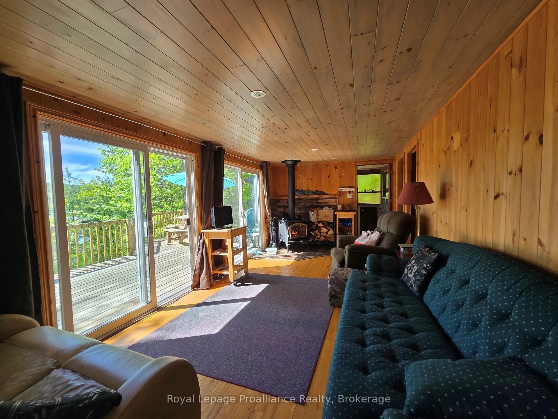 Photo 16 of 2807 Mackie Lake, Frontenac, Frontenac North — HOMEH