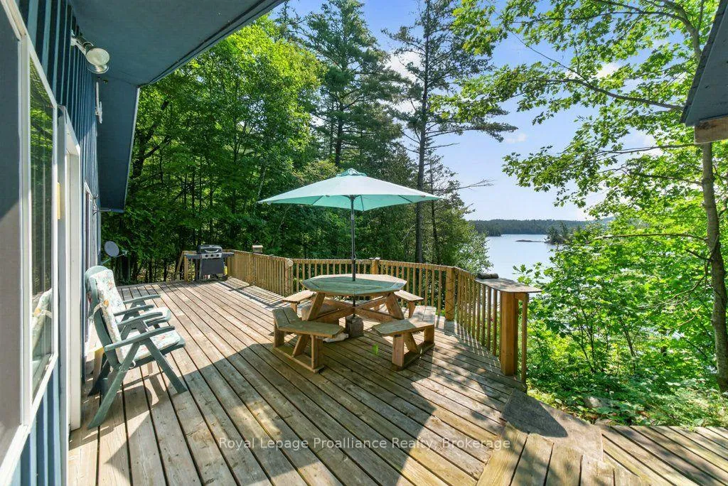 Photo 8 of 2807 Mackie Lake, Frontenac, Frontenac North — HOMEH