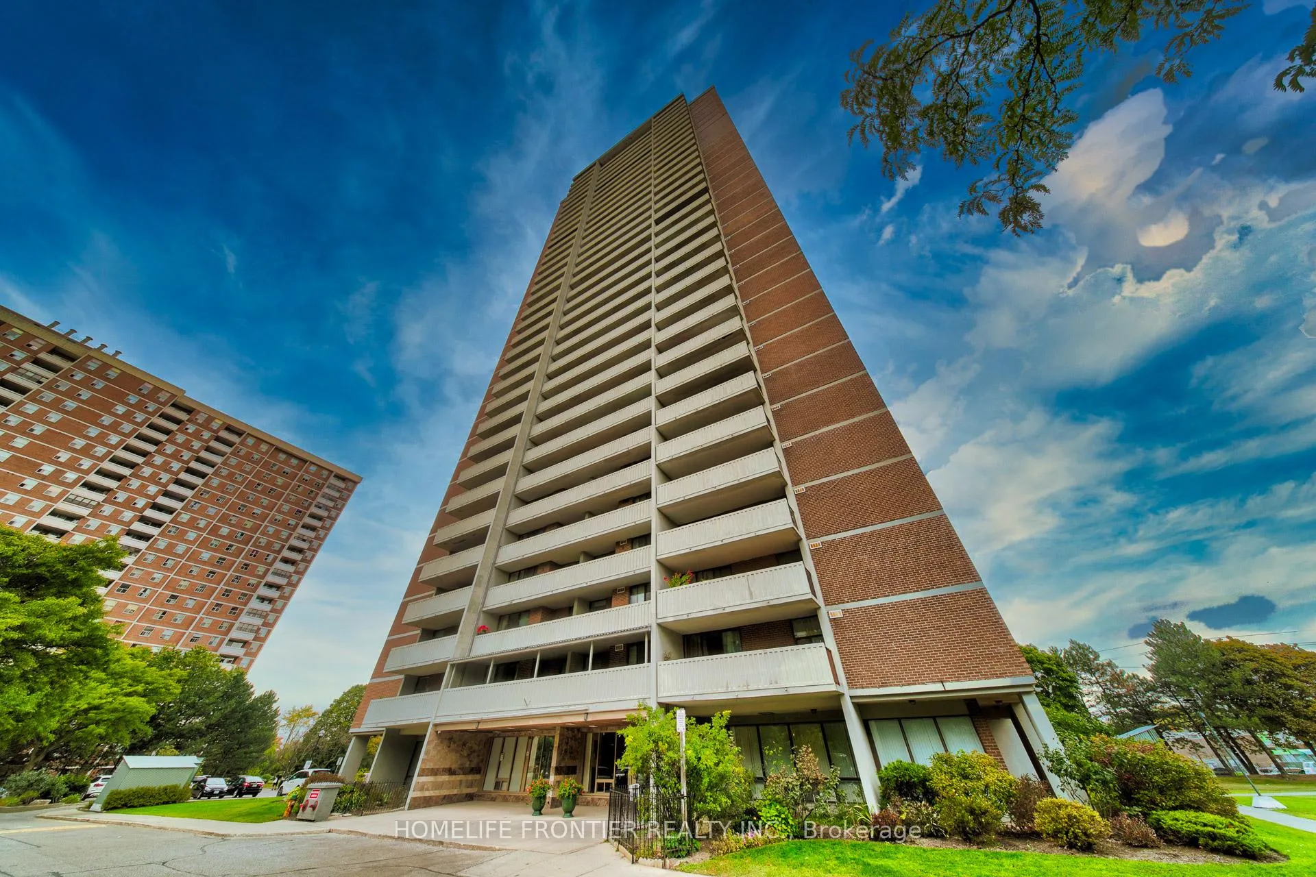 Photo 2 of Unit 608, 10 Tangreen Court, North York, Newtonbrook West — HOMEH