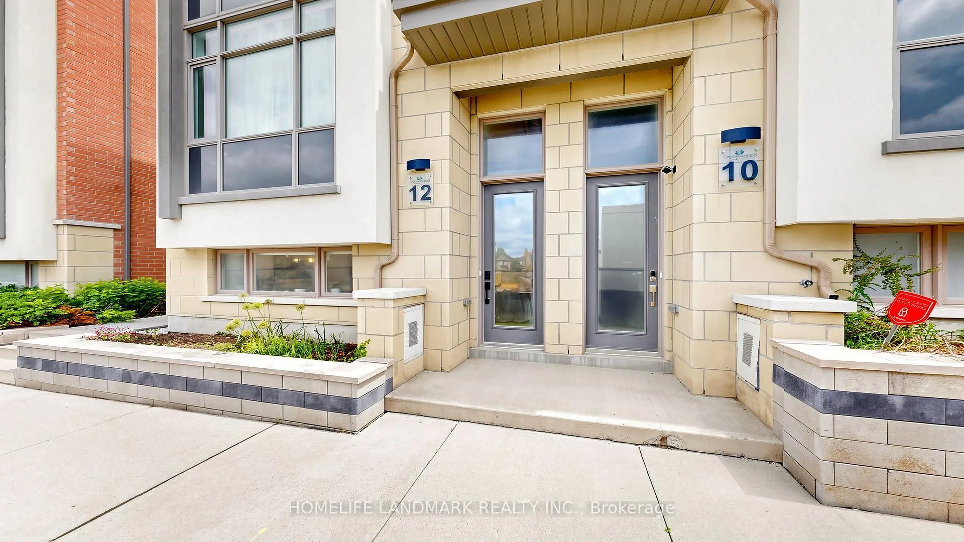 Photo 1 of 12 McClary's Way, Markham, Unionville — HOMEH