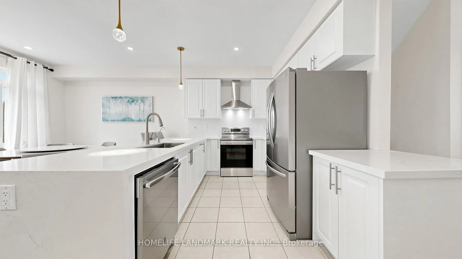 Photo 5 of 12 McClary's Way, Markham, Unionville — HOMEH