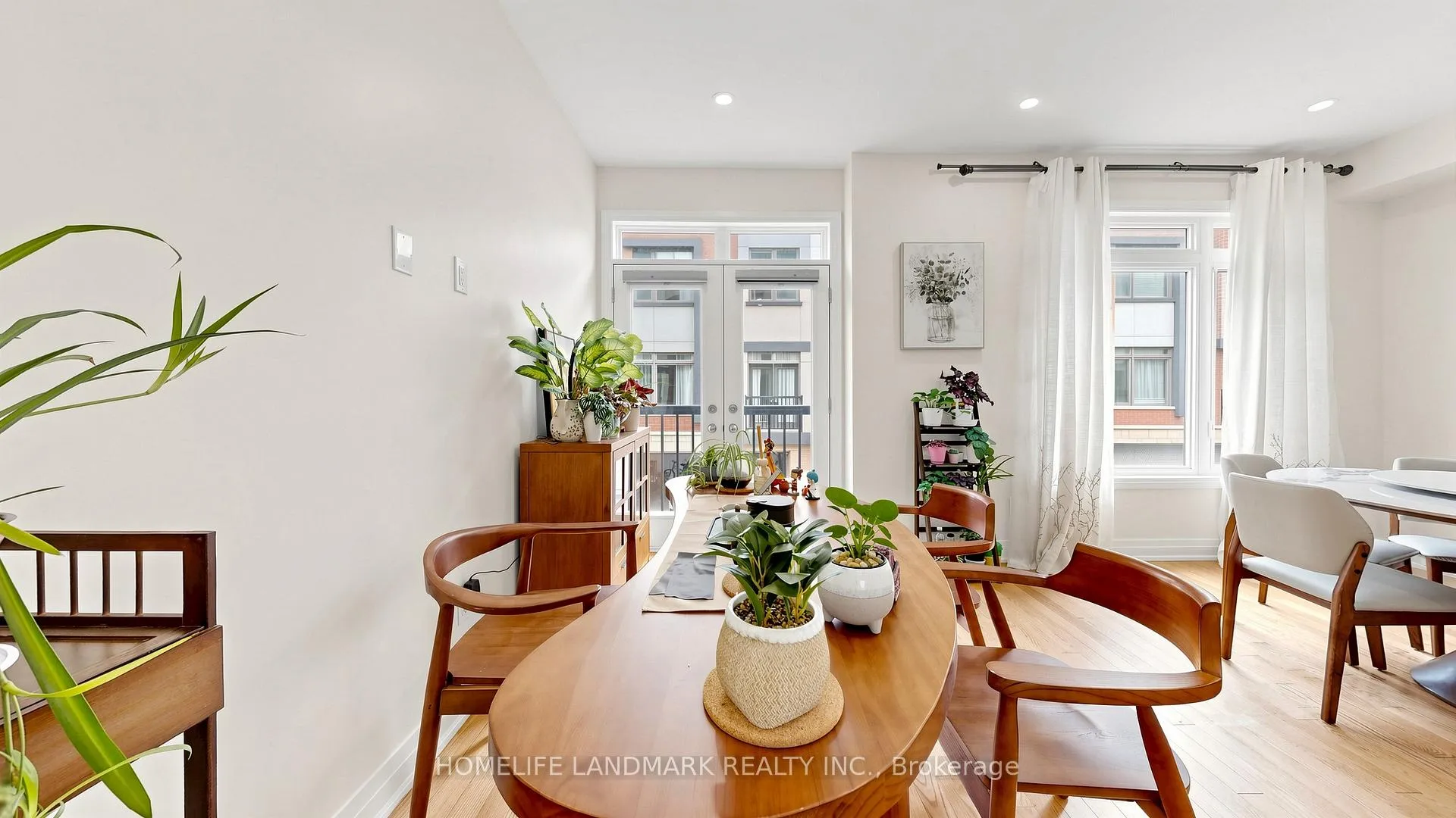 Photo 16 of 12 McClary's Way, Markham, Unionville — HOMEH