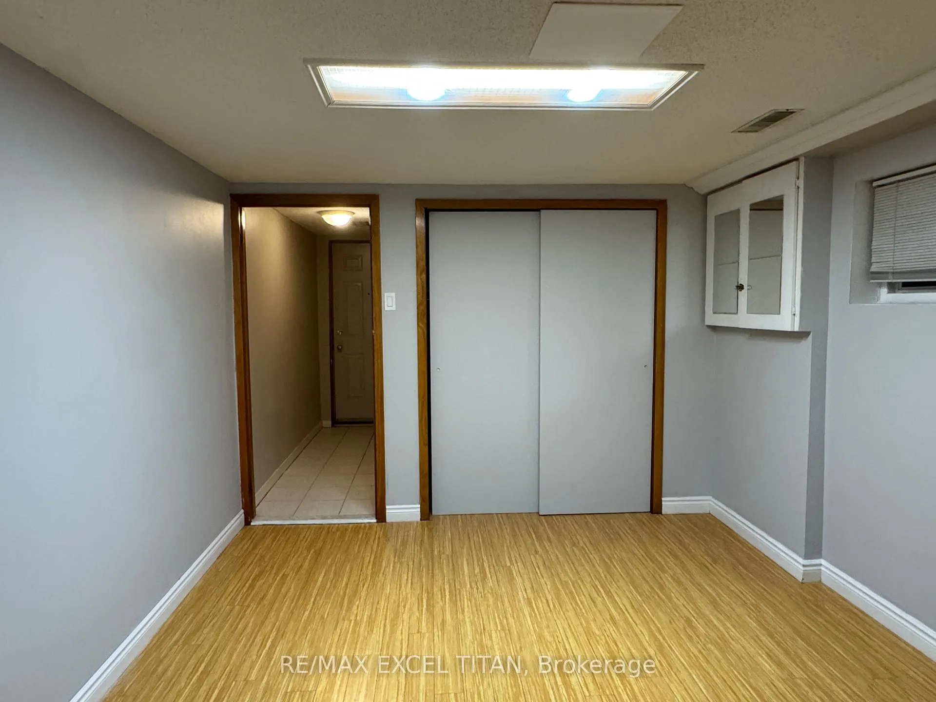Photo 11 of Unit Ground, 251 Shawnee Circle, North York, Pleasant View — HOMEH