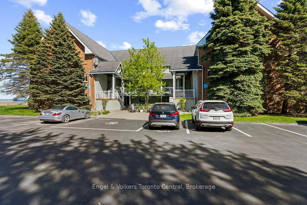 Photo 5 of Unit 8, 2 Rambling Way, Collingwood — HOMEH