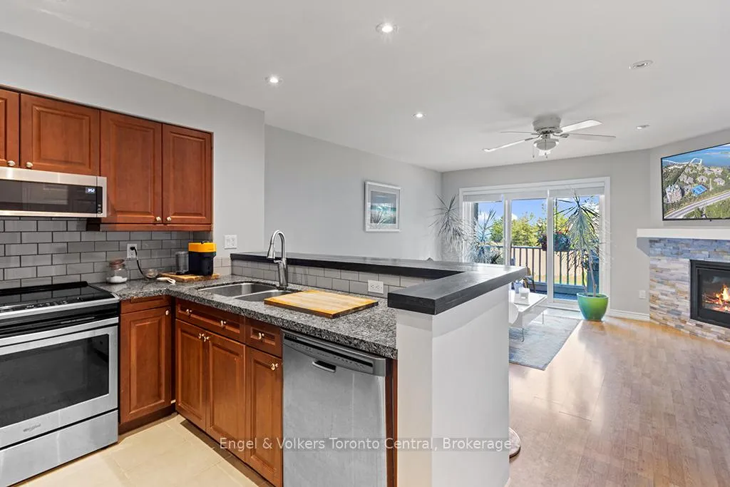 Photo 8 of Unit 8, 2 Rambling Way, Collingwood — HOMEH