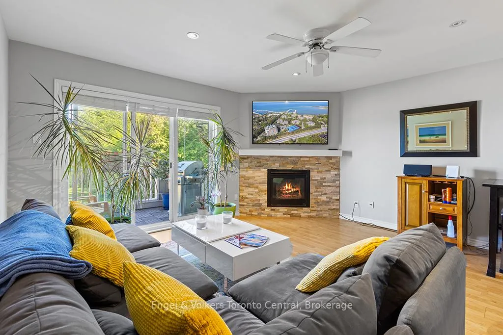 Photo 13 of Unit 8, 2 Rambling Way, Collingwood — HOMEH