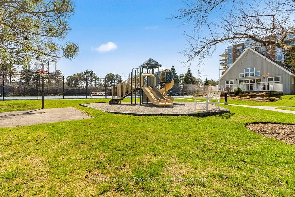 Photo 37 of Unit 8, 2 Rambling Way, Collingwood — HOMEH