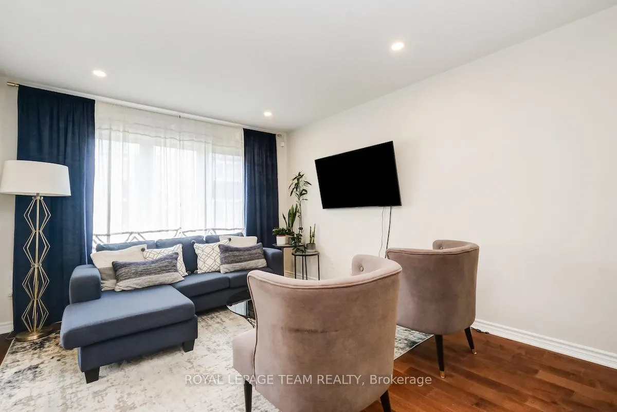 Photo 3 of 3577 River Run Avenue, Ottawa, Barrhaven - Half Moon Bay — HOMEH