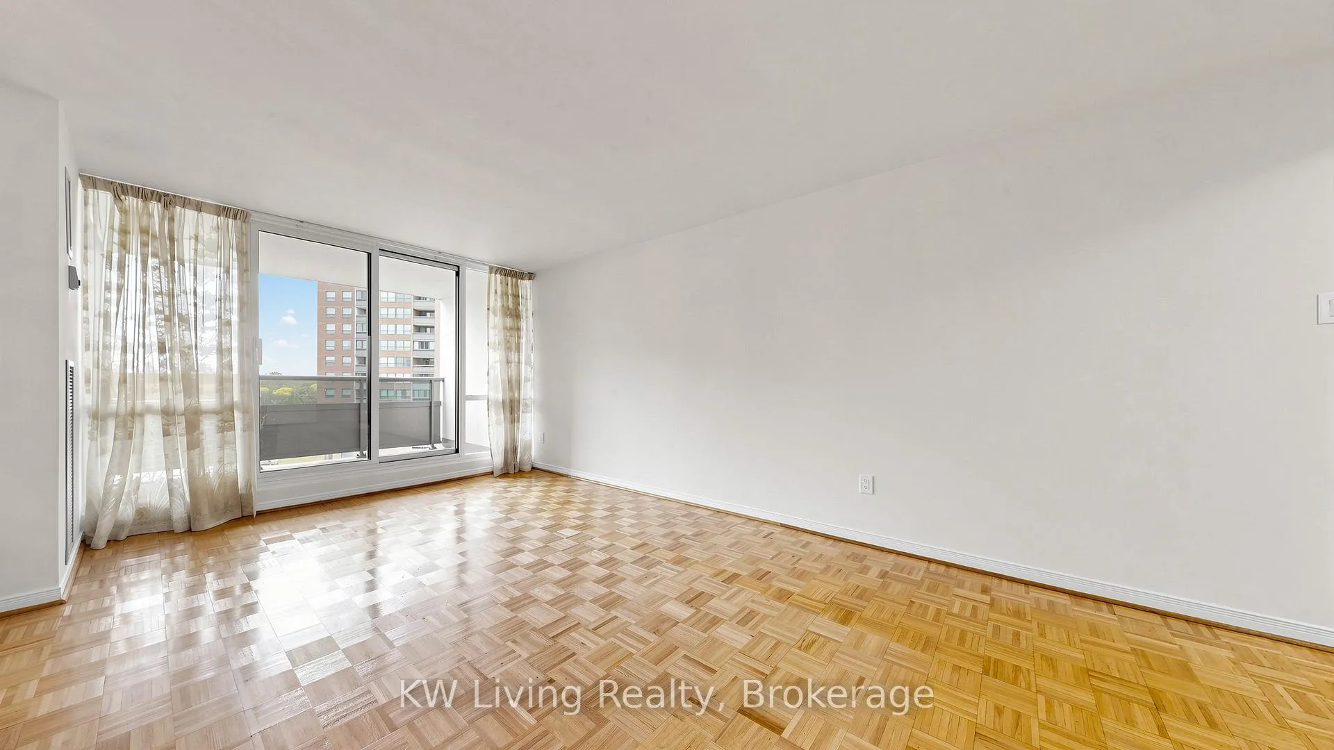 Photo 10 of Unit 804, 625 The West Mall, Etobicoke, Eringate-Centennial-West Deane — HOMEH