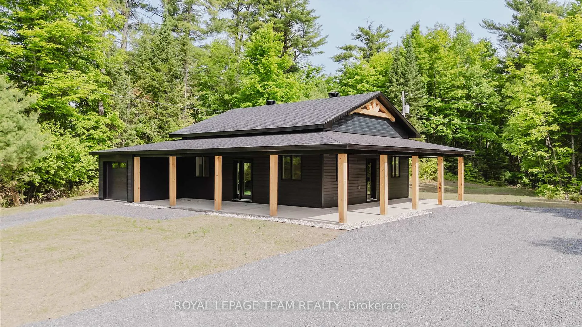 Photo 6 of 104 Fire Hall Crescent, Lanark Highlands, Lanark Highlands (Lavant) Twp — HOMEH