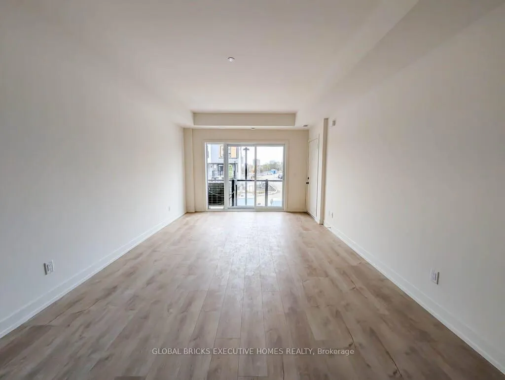 Photo 4 of Unit 203C, 16 Melbourne Avenue, St. Catharines, E. Chester — HOMEH