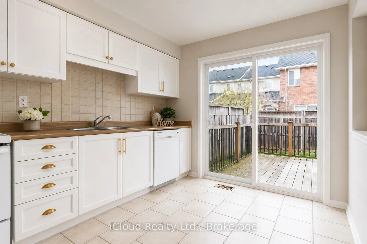 Photo 5 of 1645 Beard Drive, Milton, Clarke — HOMEH