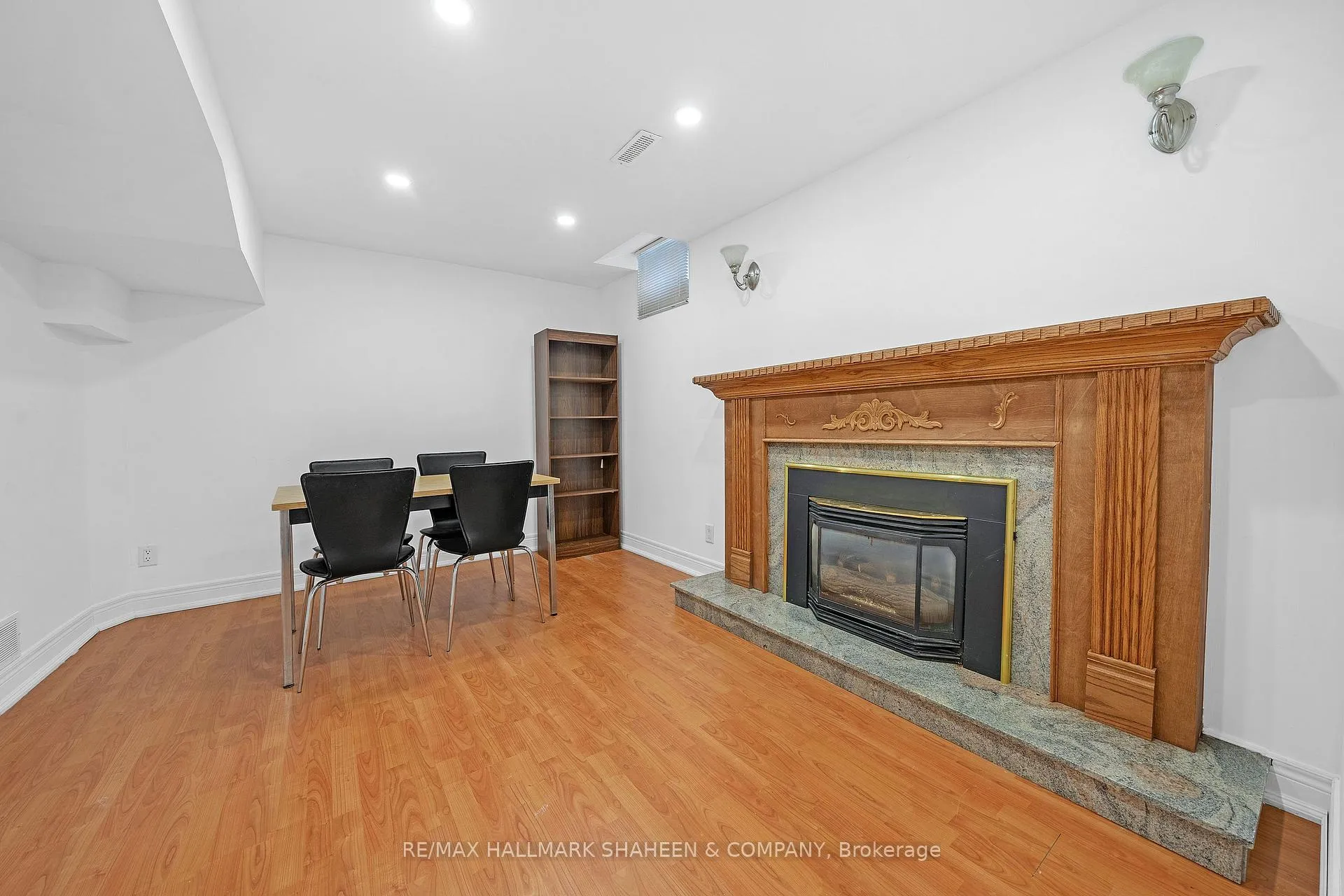 Photo 16 of 24 Glenvilla Road, Vaughan, East Woodbridge — HOMEH