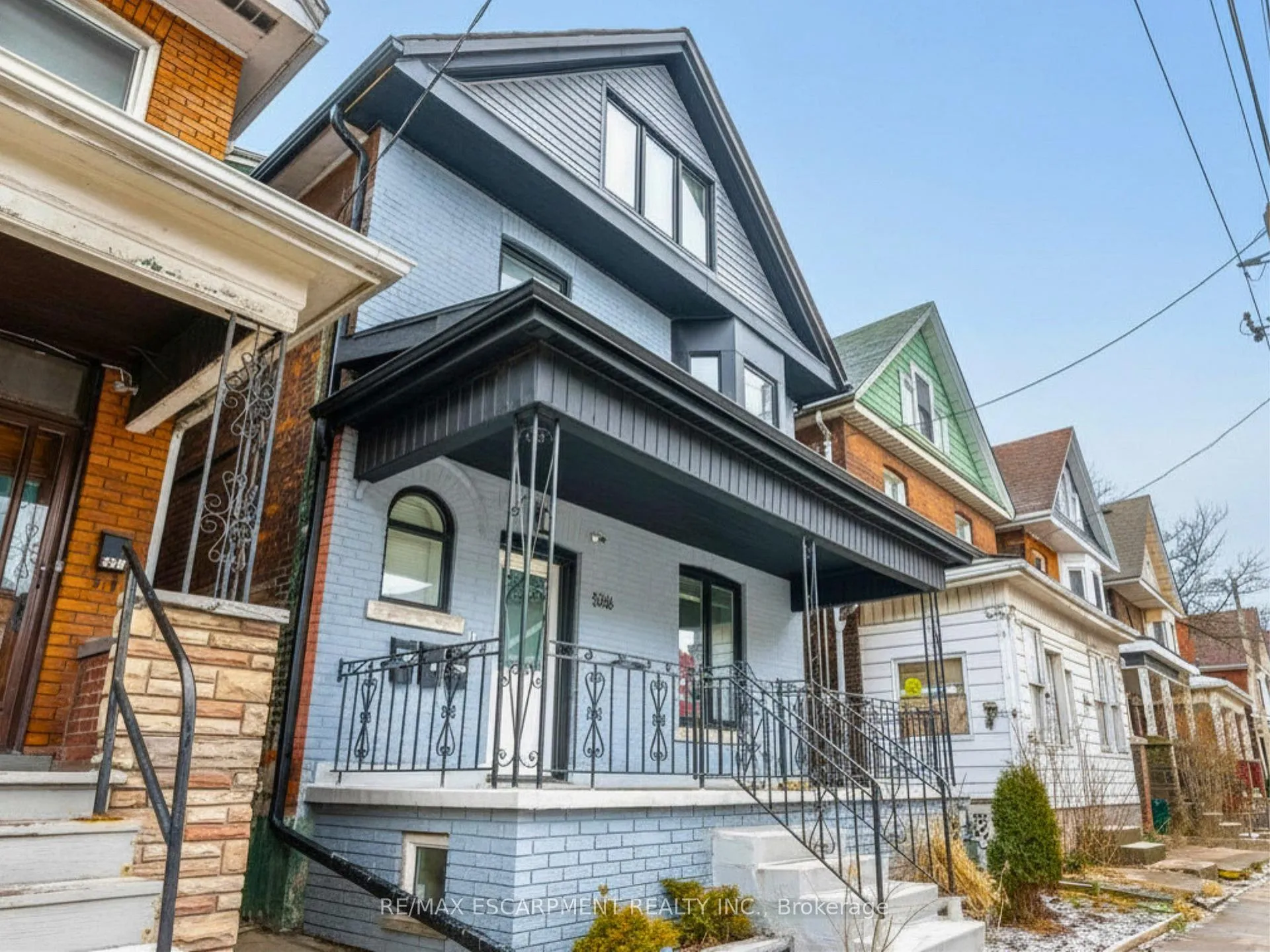 Photo 2 of 536 Cannon Street E, Hamilton, Gibson — HOMEH