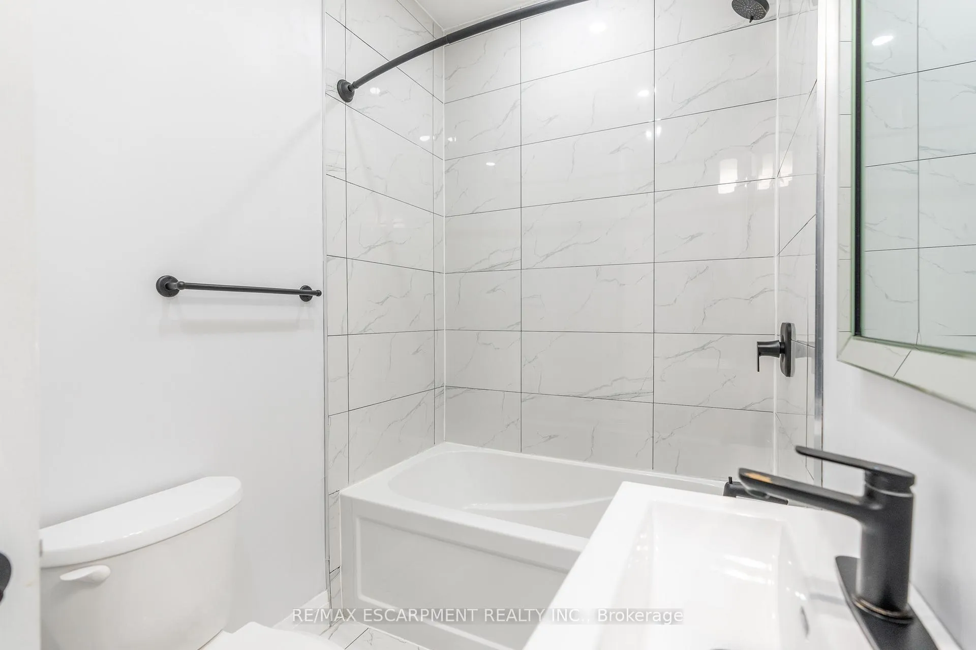 Photo 7 of 536 Cannon Street E, Hamilton, Gibson — HOMEH