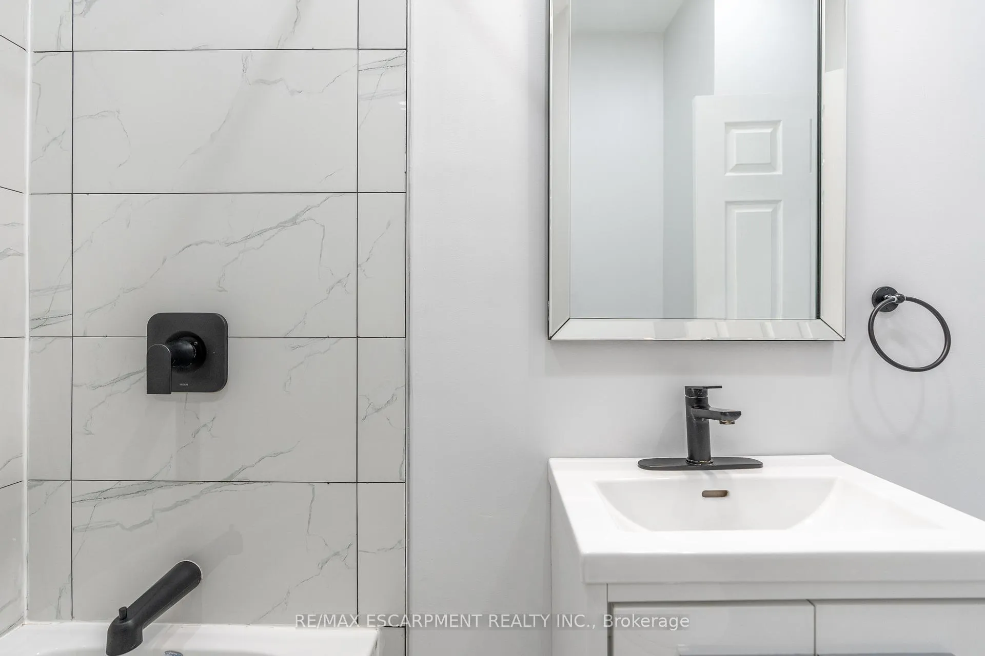Photo 8 of 536 Cannon Street E, Hamilton, Gibson — HOMEH