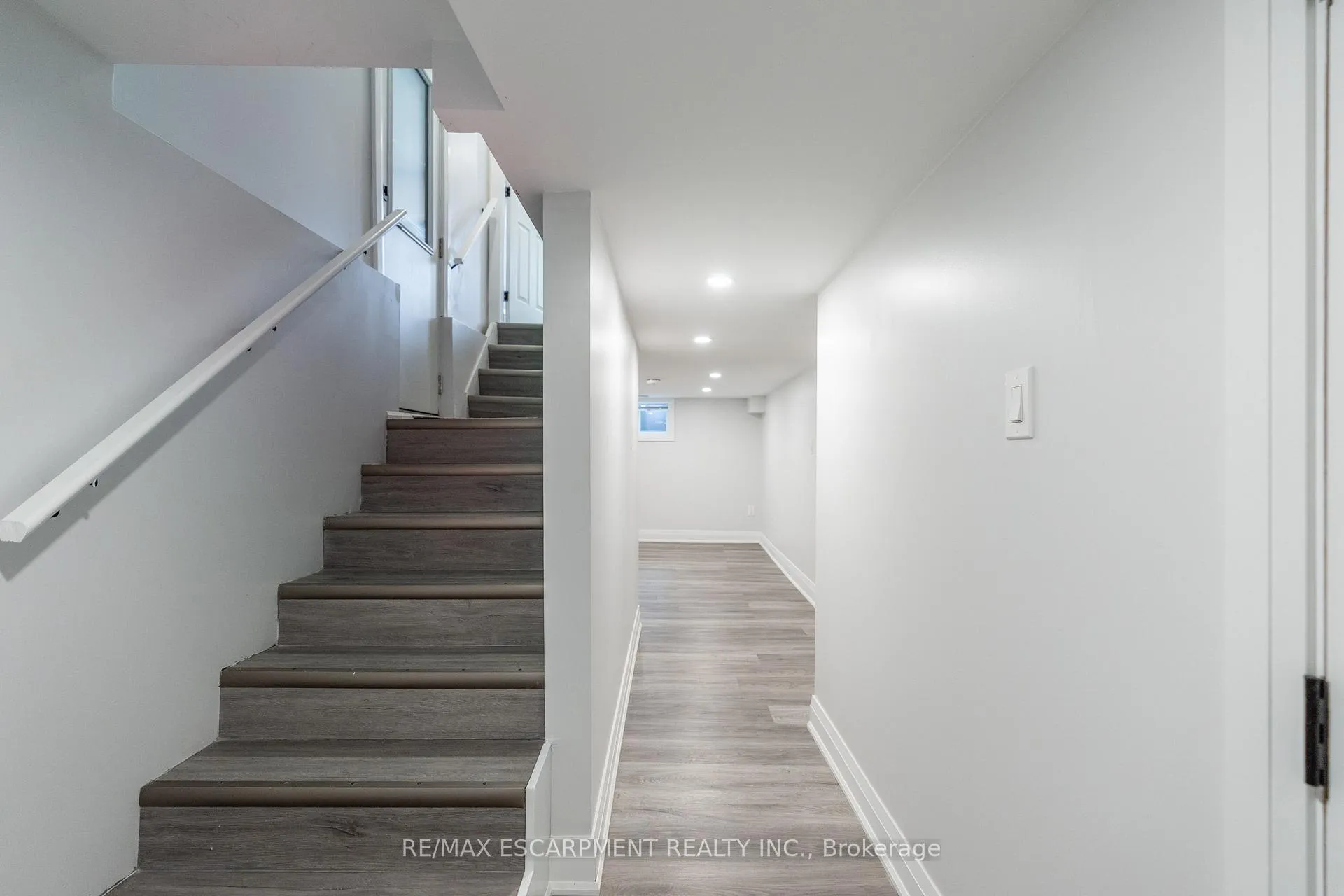 Photo 16 of 536 Cannon Street E, Hamilton, Gibson — HOMEH