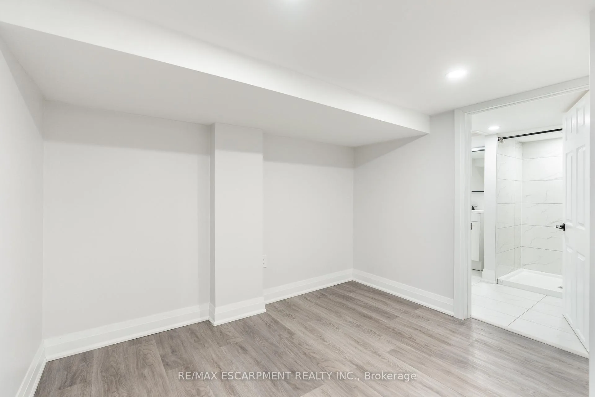 Photo 18 of 536 Cannon Street E, Hamilton, Gibson — HOMEH
