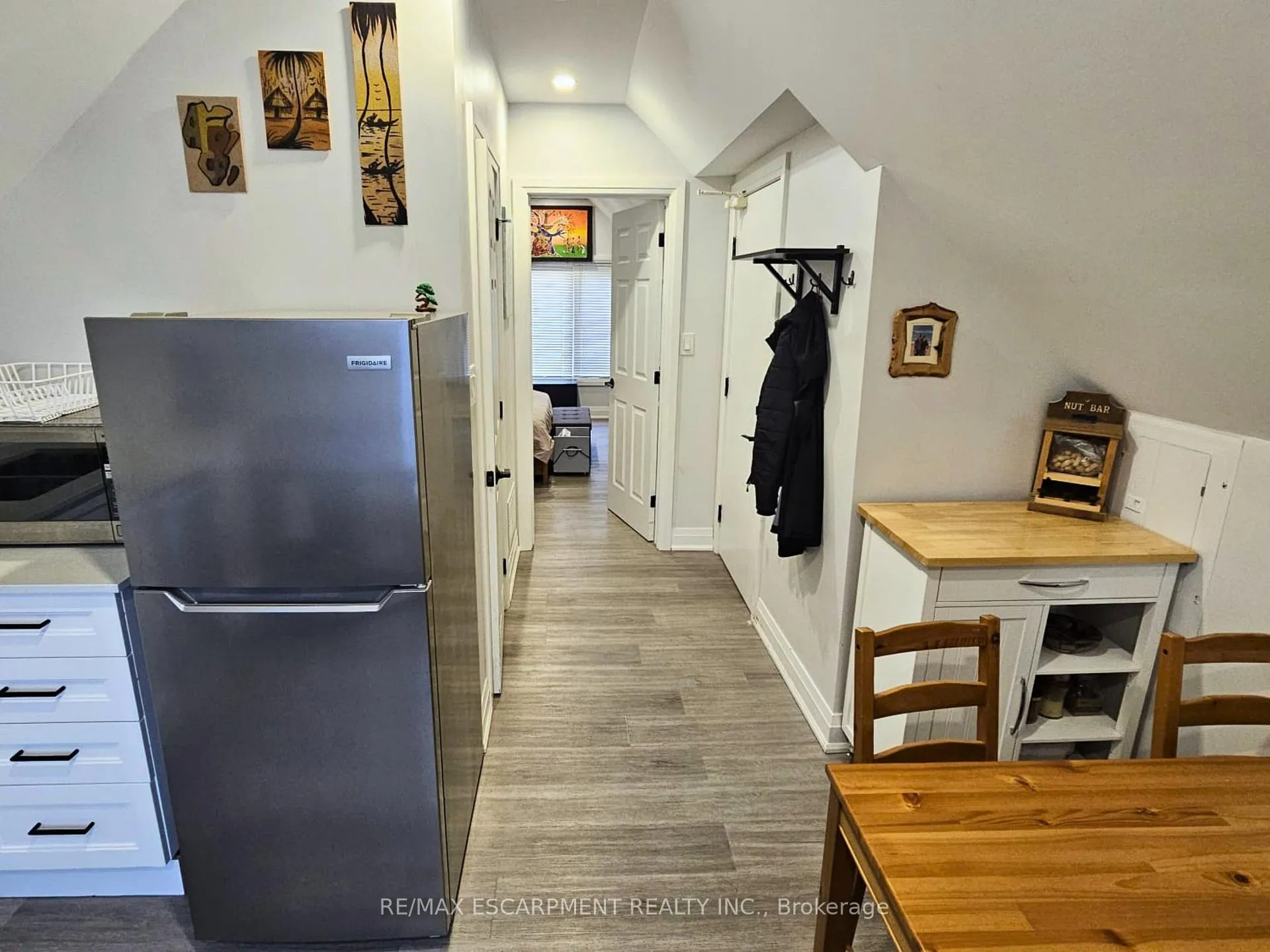 Photo 33 of 536 Cannon Street E, Hamilton, Gibson — HOMEH