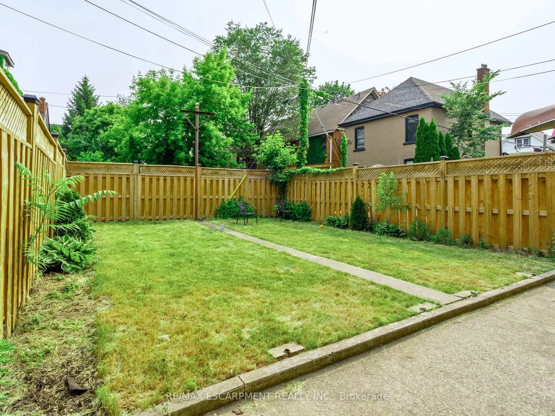 Photo 42 of 536 Cannon Street E, Hamilton, Gibson — HOMEH