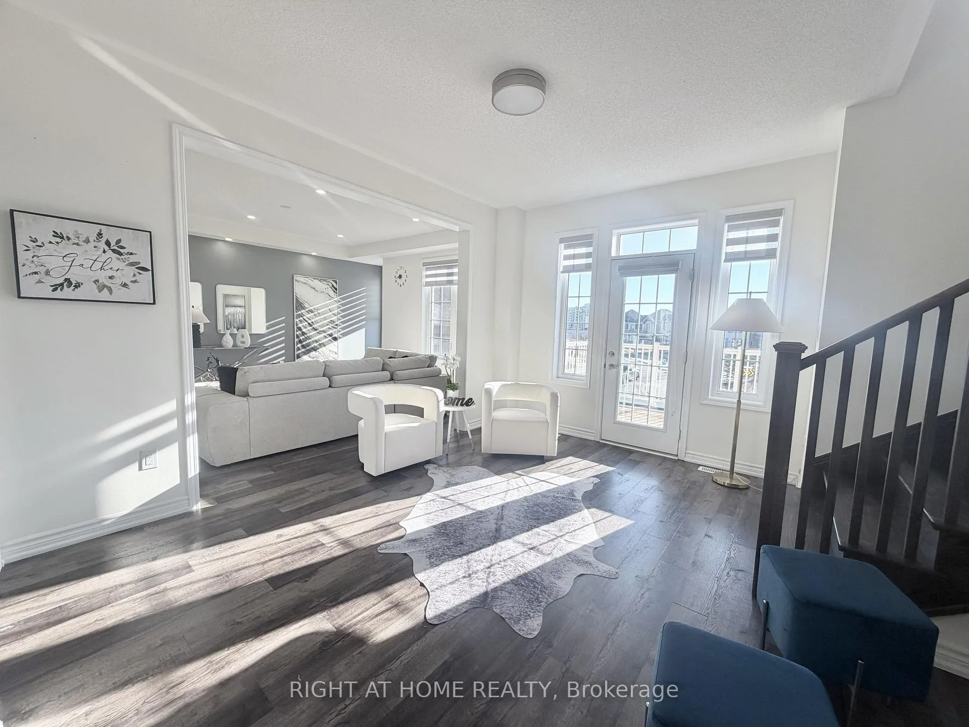 Photo 15 of Unit 21 Upper, 1222 Rose Way, Milton, Cobban — HOMEH
