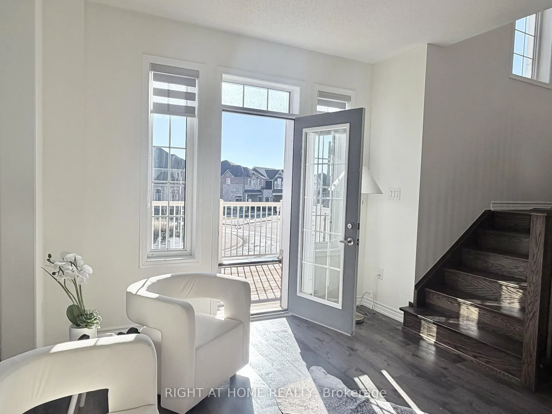 Photo 19 of Unit 21 Upper, 1222 Rose Way, Milton, Cobban — HOMEH