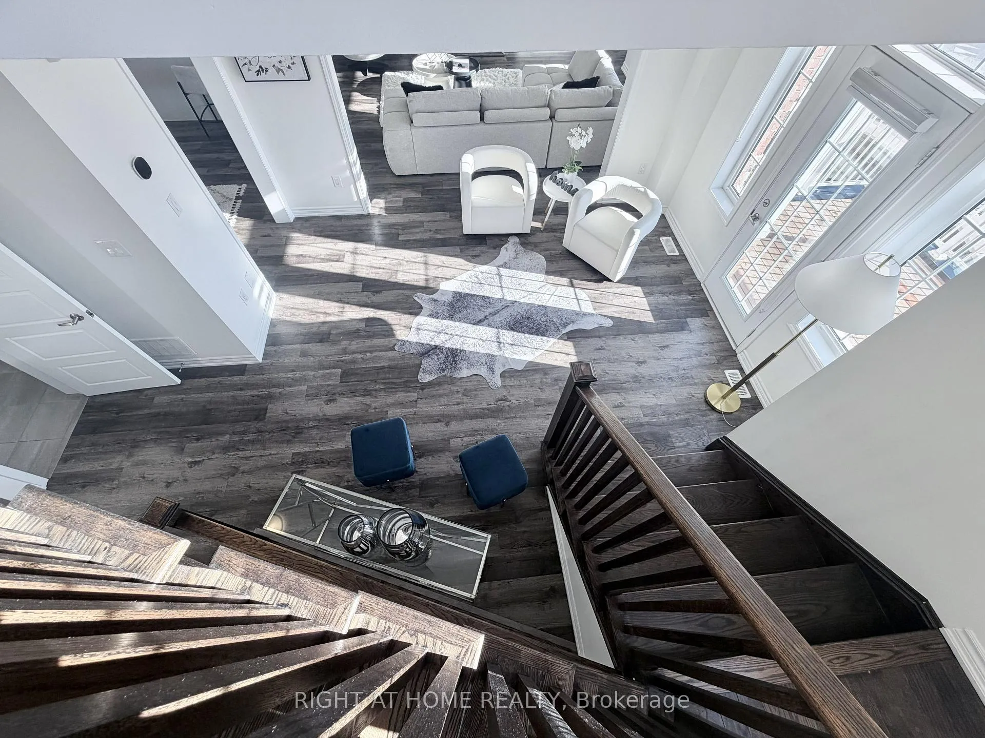Photo 22 of Unit 21 Upper, 1222 Rose Way, Milton, Cobban — HOMEH