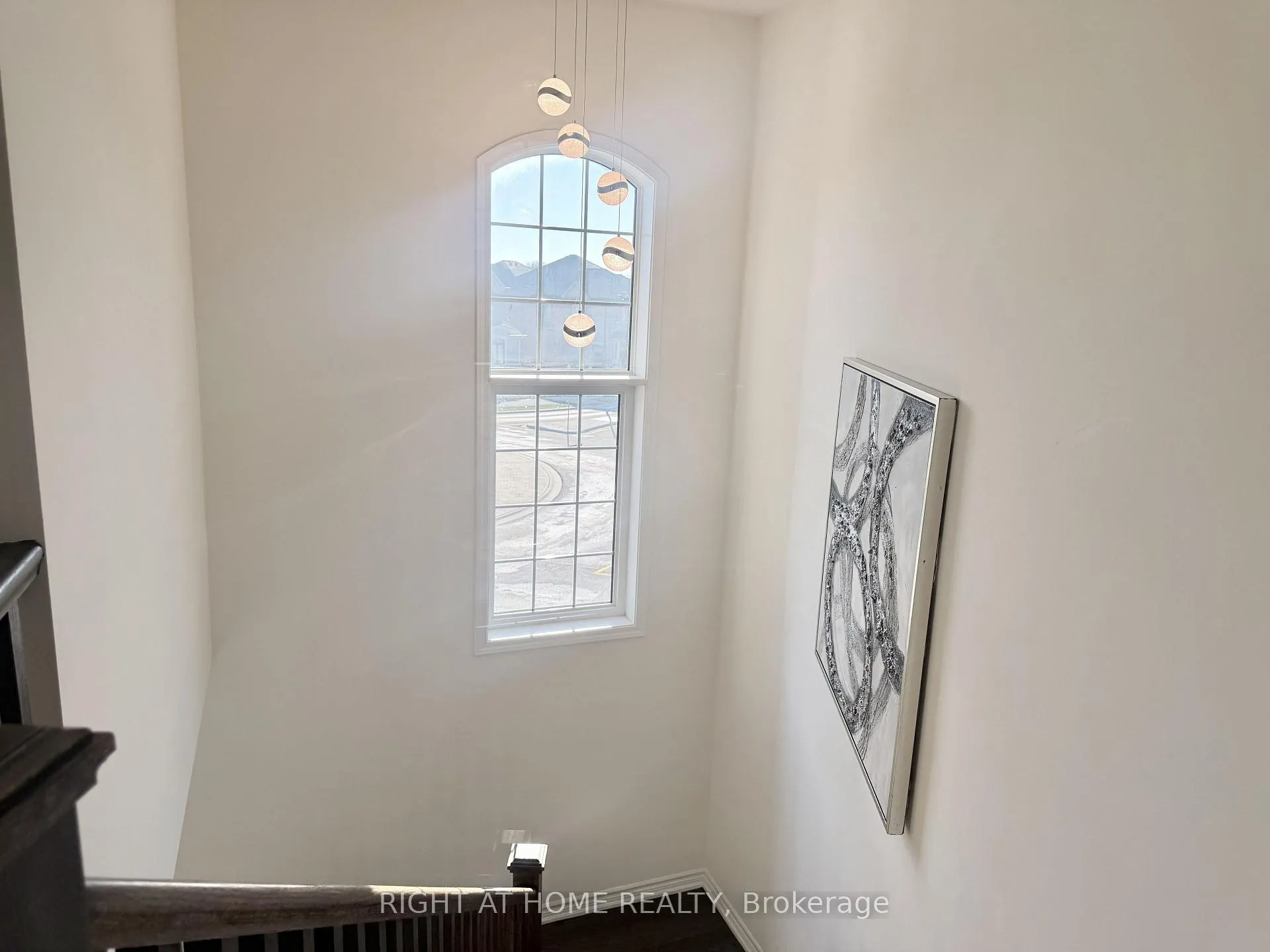 Photo 23 of Unit 21 Upper, 1222 Rose Way, Milton, Cobban — HOMEH