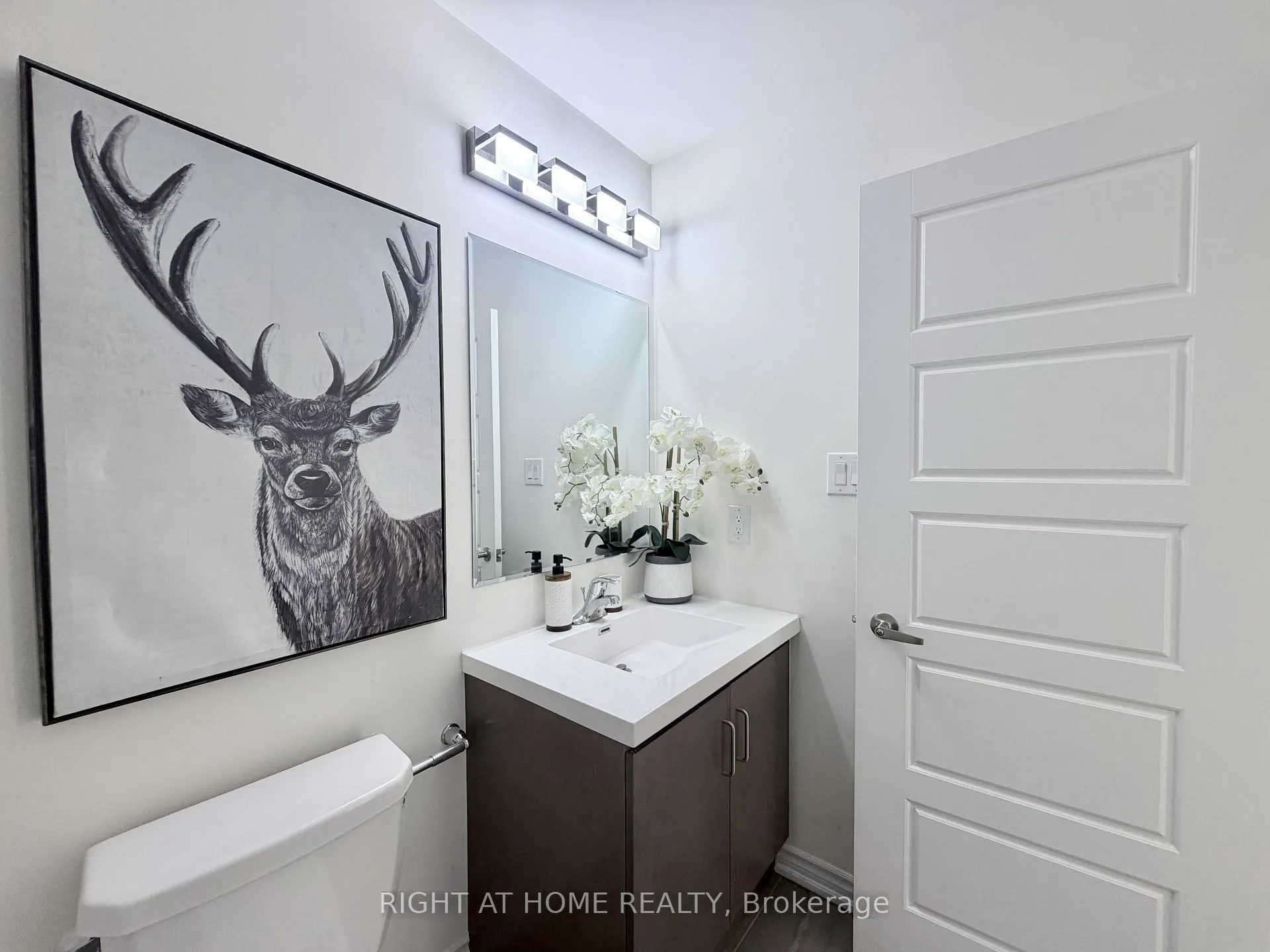 Photo 35 of Unit 21 Upper, 1222 Rose Way, Milton, Cobban — HOMEH