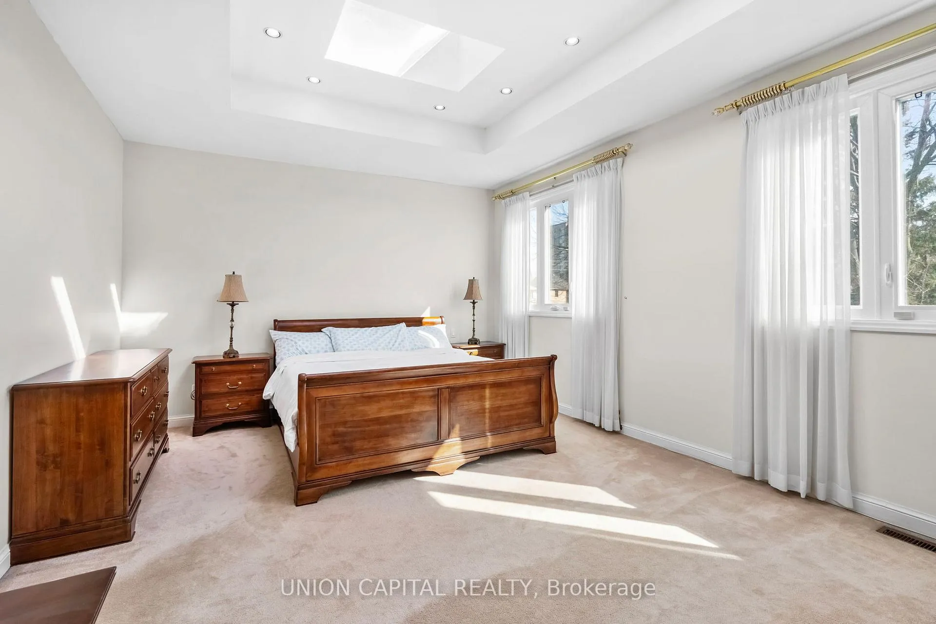 Photo 7 of 75 Falcon Street, Toronto, Mount Pleasant East — HOMEH