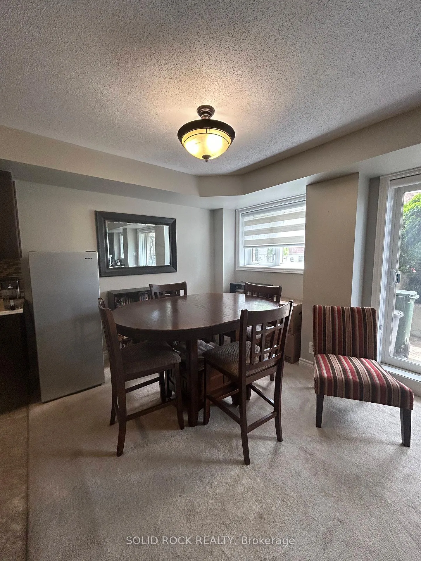 Photo 6 of Unit 1, 305 Cresthaven Drive, Ottawa, Barrhaven East — HOMEH