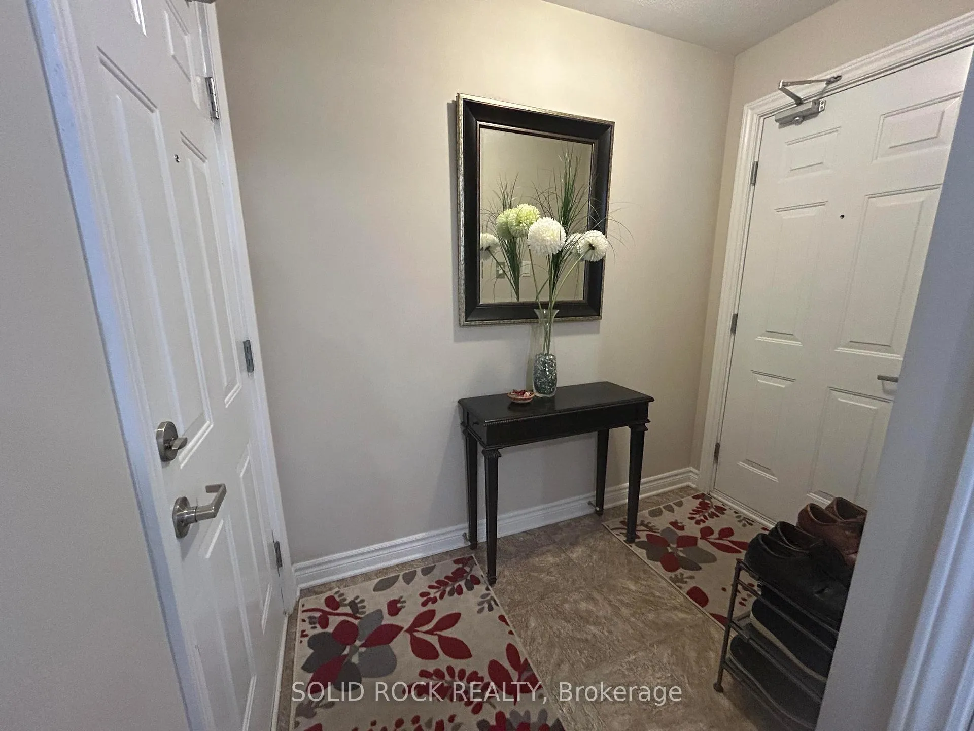 Photo 10 of Unit 1, 305 Cresthaven Drive, Ottawa, Barrhaven East — HOMEH