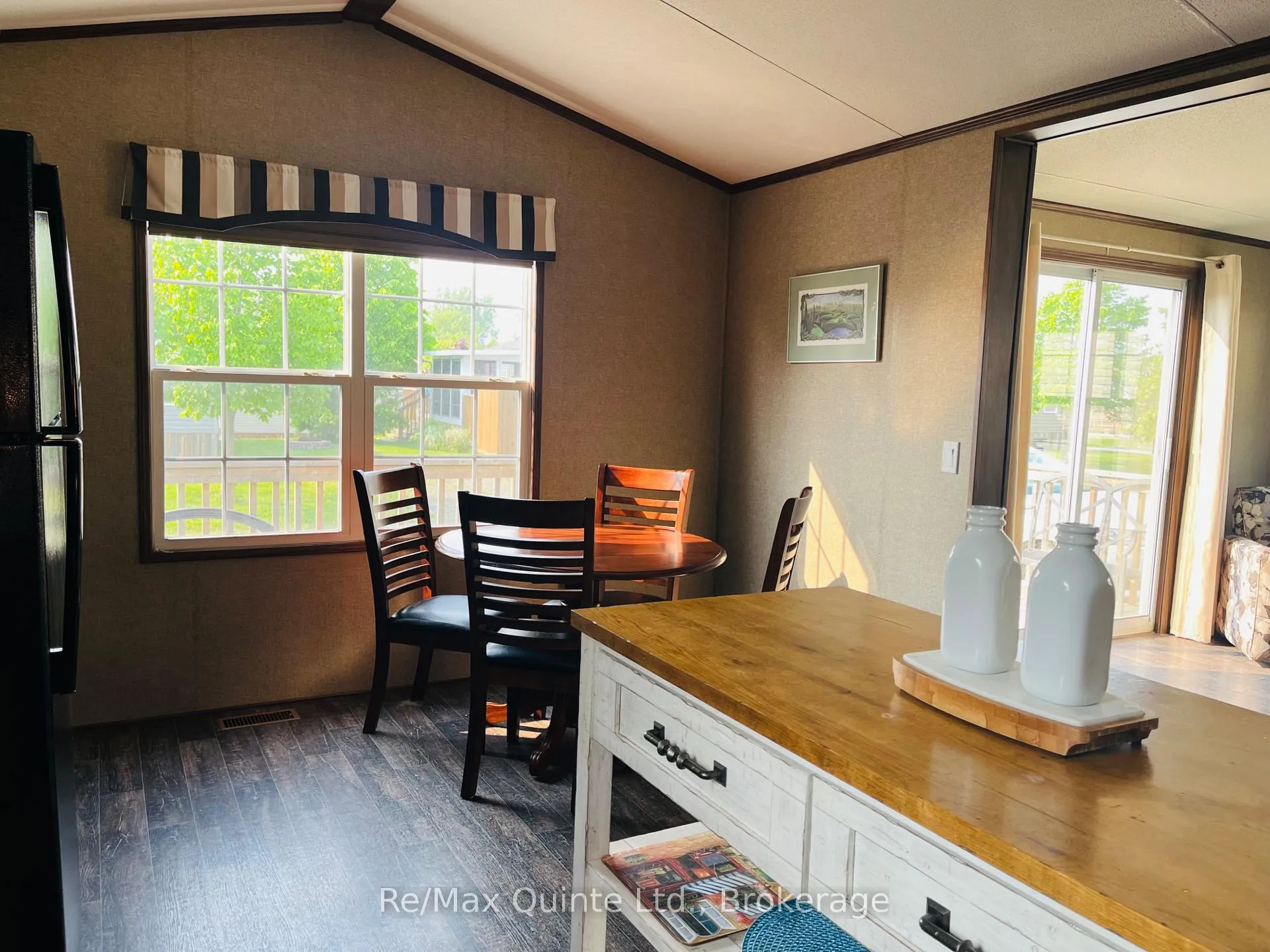 Photo 21 of Unit 8 Cricket Ln, 486 County Road 18, Prince Edward County, Athol Ward — HOMEH