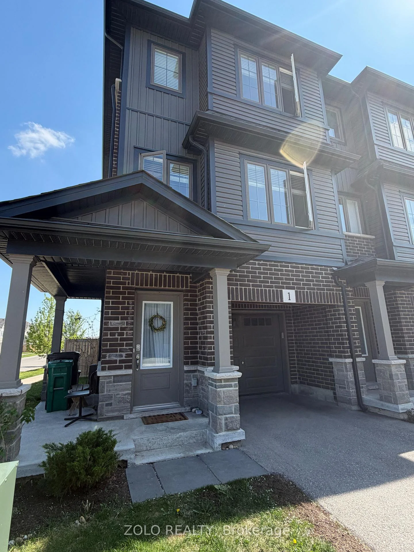 Photo 1 of Unit 1, 124 Compass Trail, Cambridge, Preston Heights — HOMEH