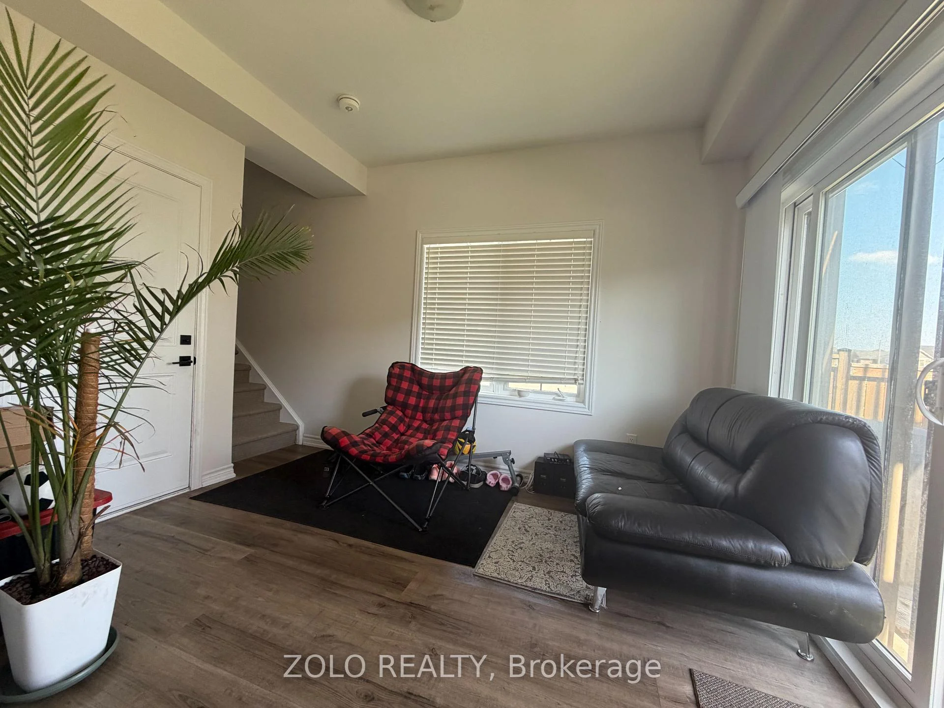Photo 4 of Unit 1, 124 Compass Trail, Cambridge, Preston Heights — HOMEH
